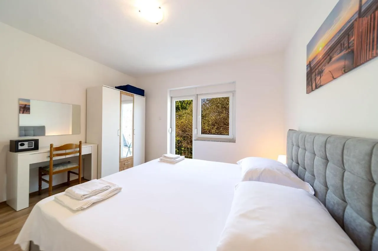 Blagdan Apartments Palit Κροατία
