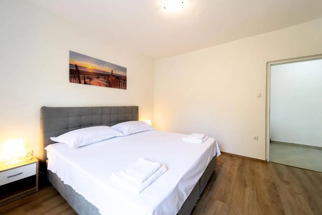 Blagdan Apartments Palit